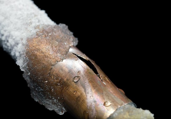 This Old House Plumber Take Care of Frozen Pipes